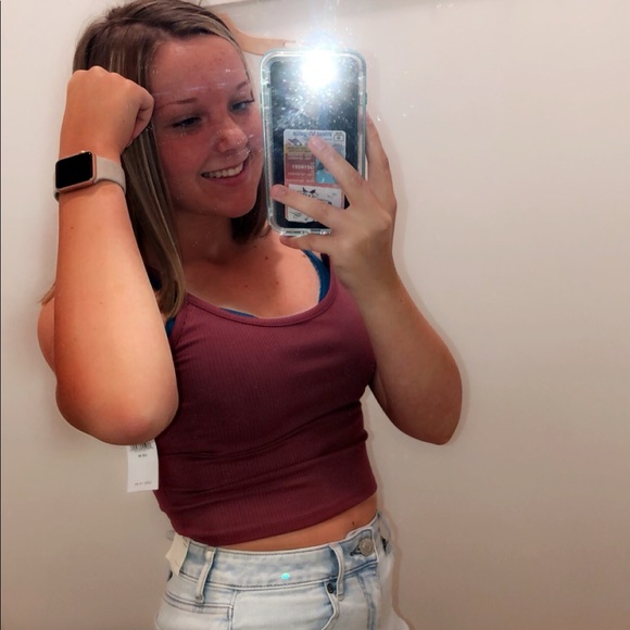 Meet your Posher, Olivia - Picture 1 of 3